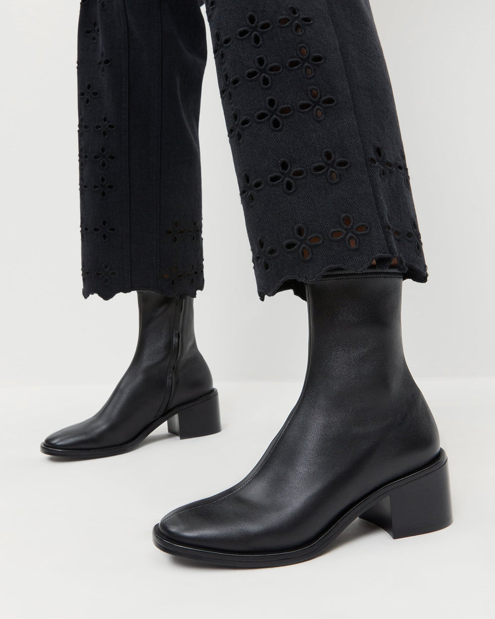 Roxy Black Leather Ankle Bootie