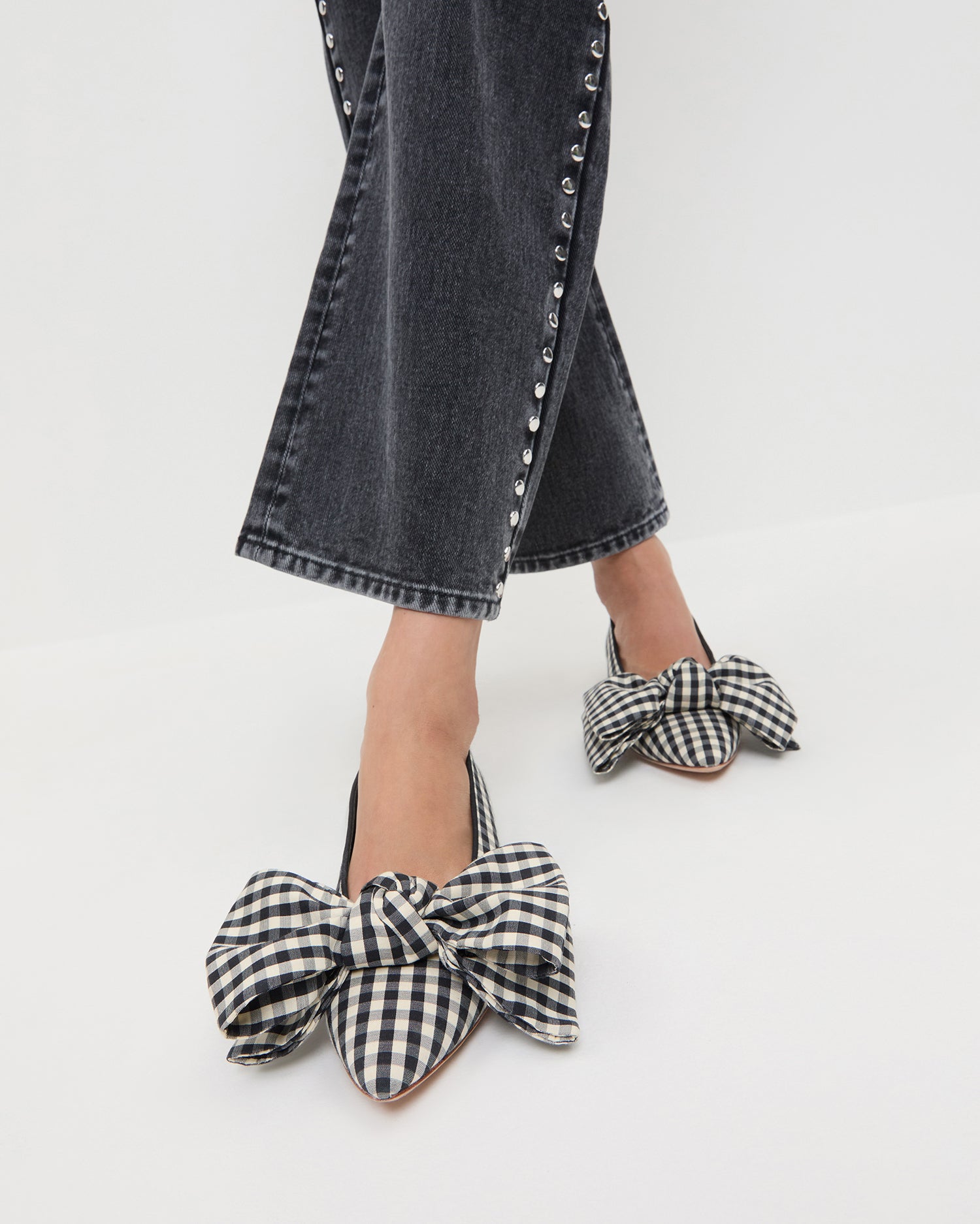 Noa Black/White Gingham Bow Flat